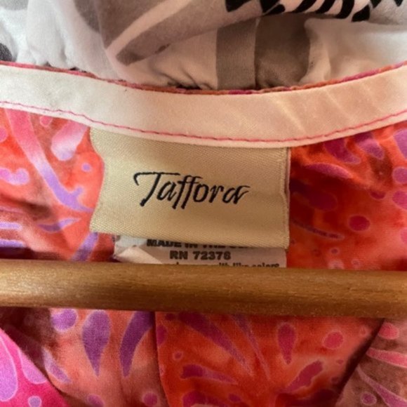 Tafford Pink & Purple Scrub Top – M - Picture 3 of 3